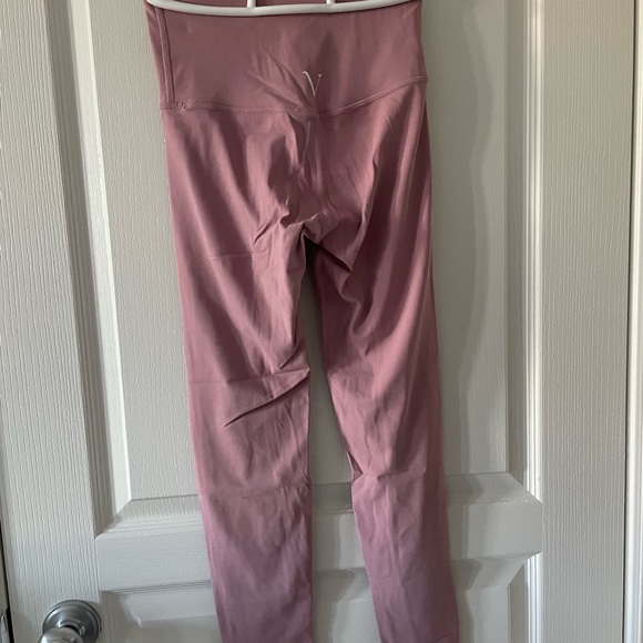 Vitae Apparel Leggings - Picture 4 of 5